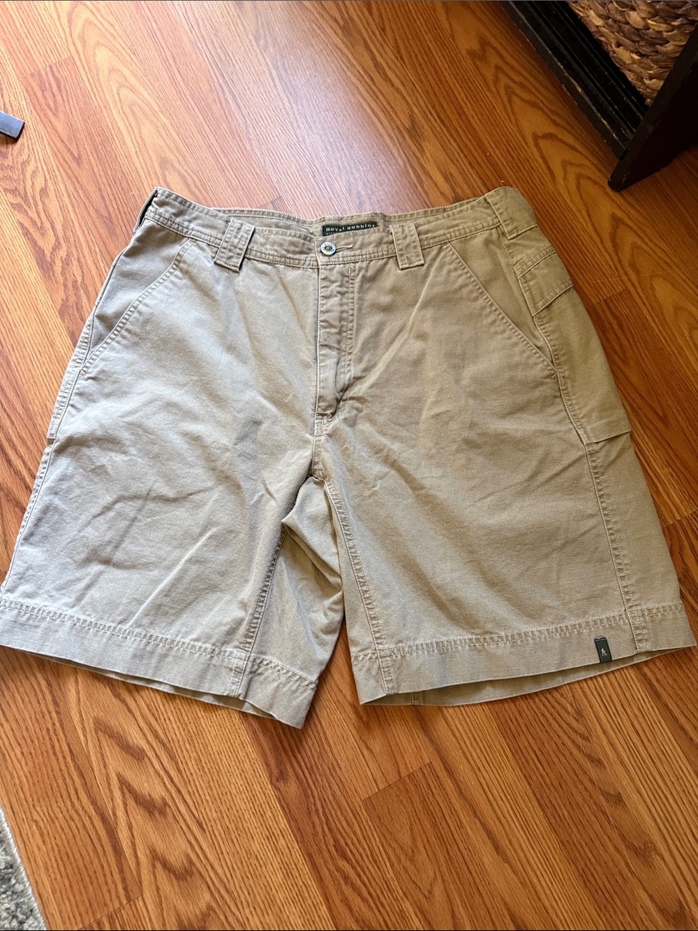 Royal Robbins Men's Tan Cargo Shorts